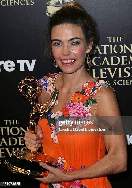 769 photos et images haute résolution de Amelia Heinle